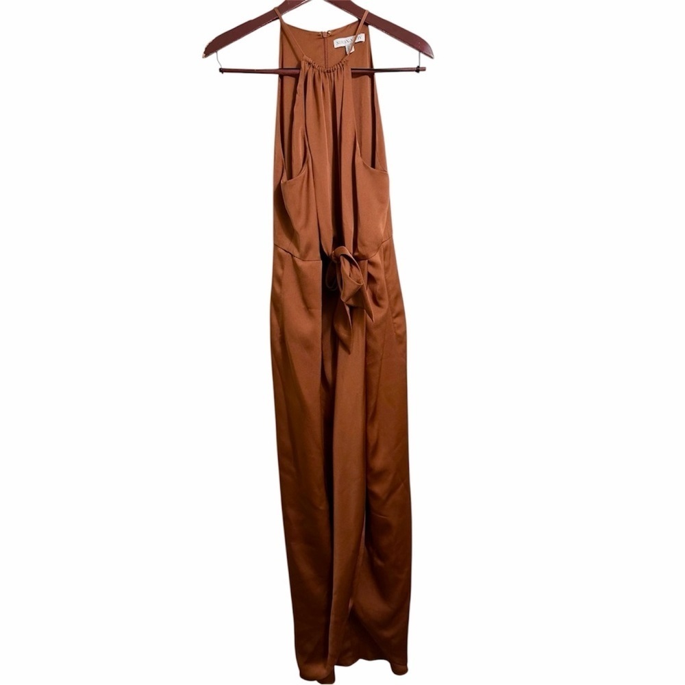 Elegant Brown Halter Dress - Picture 3 of 5
